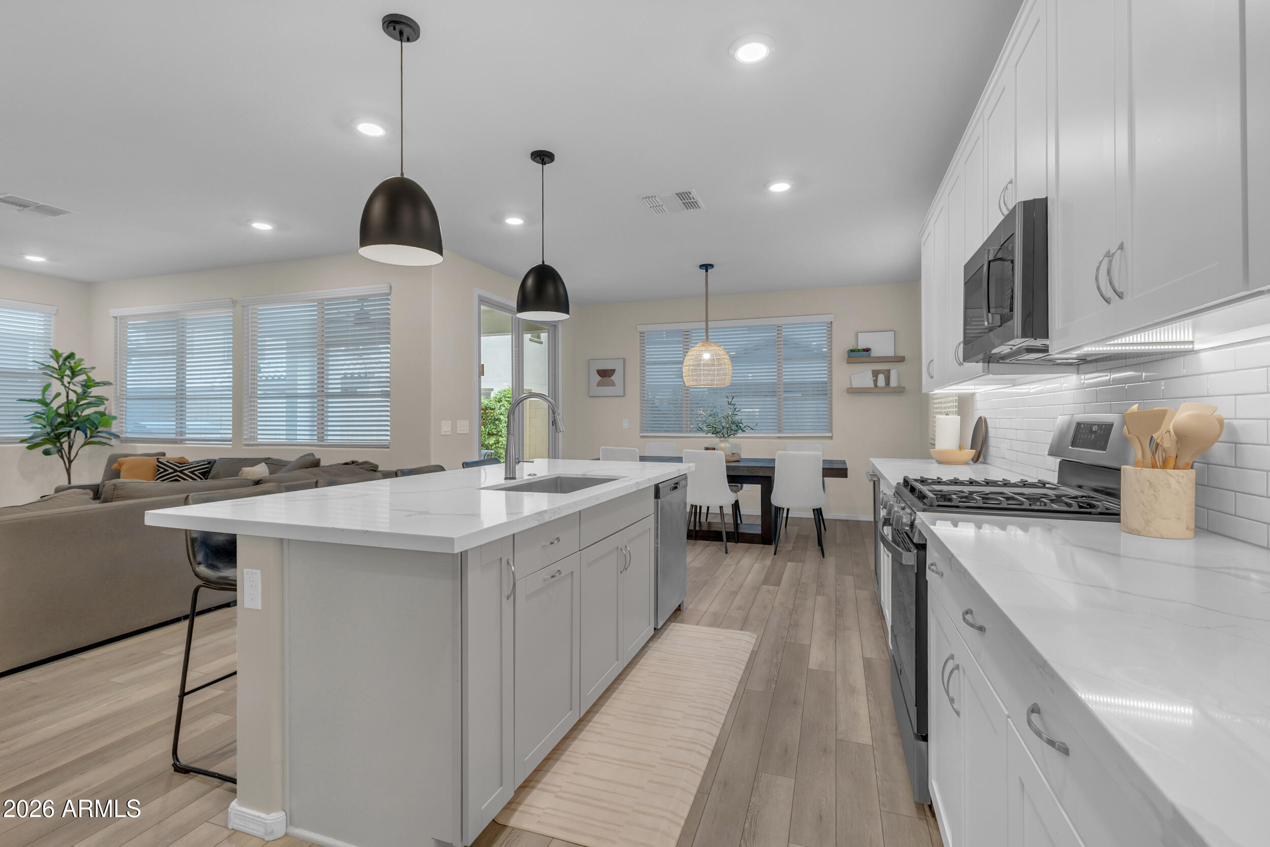 10031 E TILLMAN Avenue