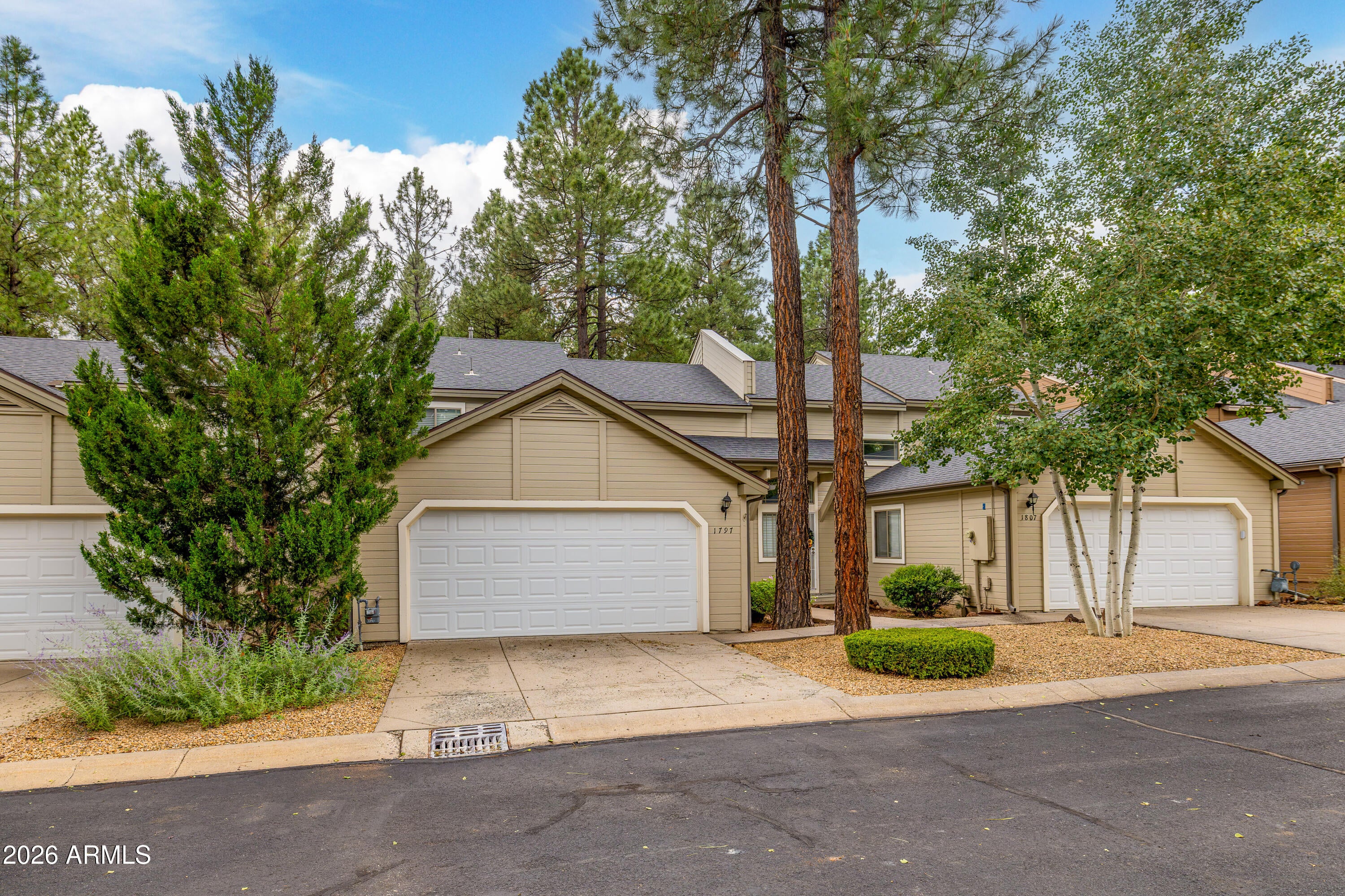 1797 W CAMELOT Drive