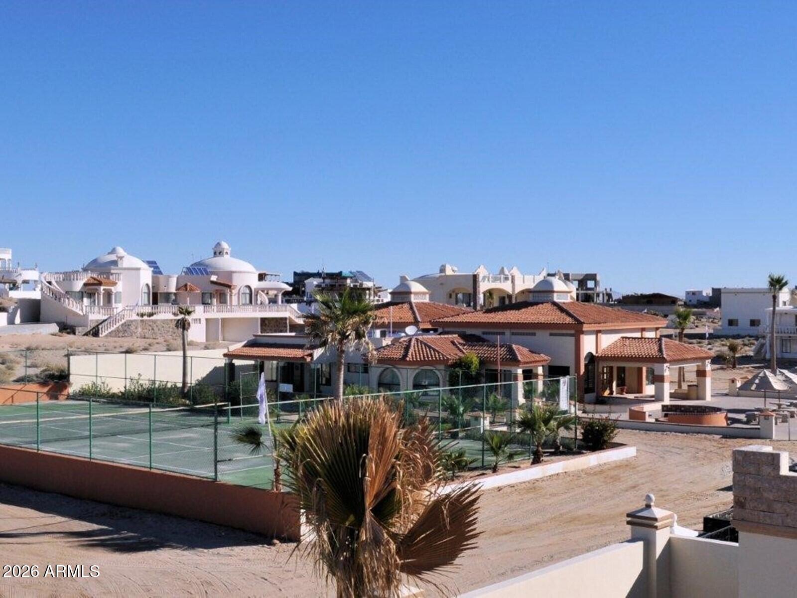 83566 Playa La Jolla -- 1-68