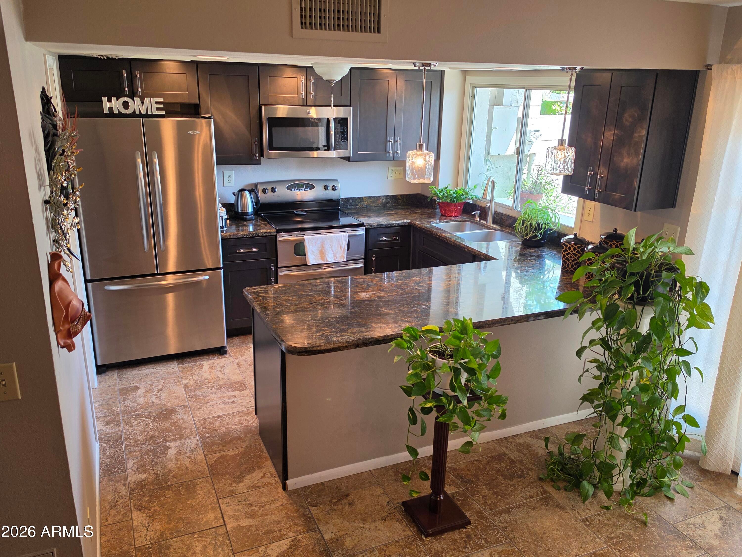 4949 N GRANITE REEF Road
