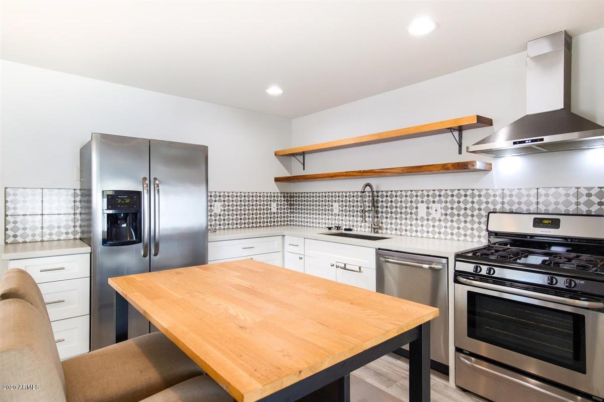 3140 E Glenrosa Avenue # 3