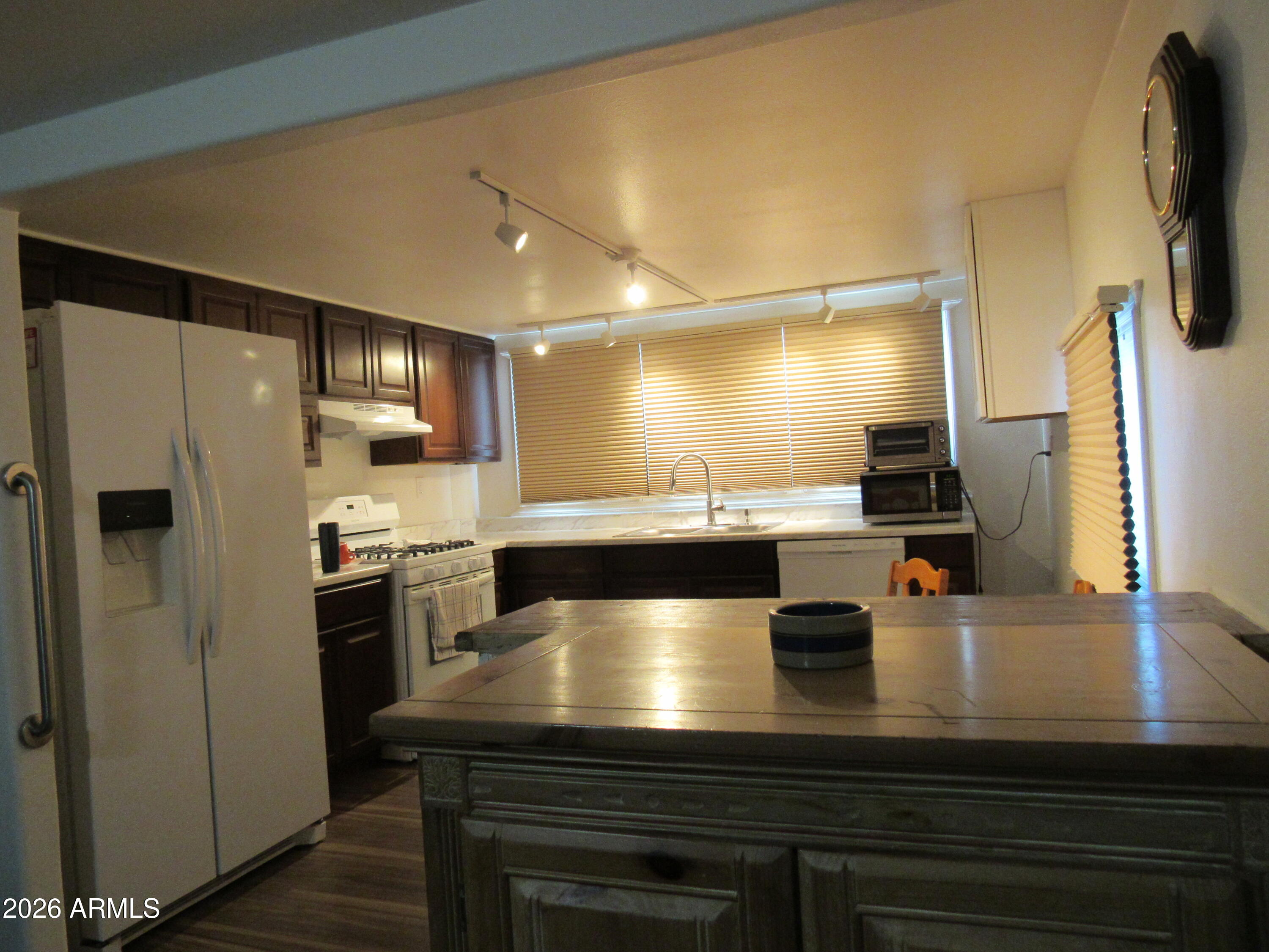 RINCON COUNTRY - Residential