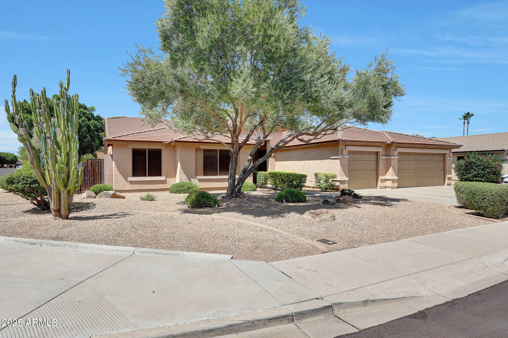 8862 W IRMA Lane