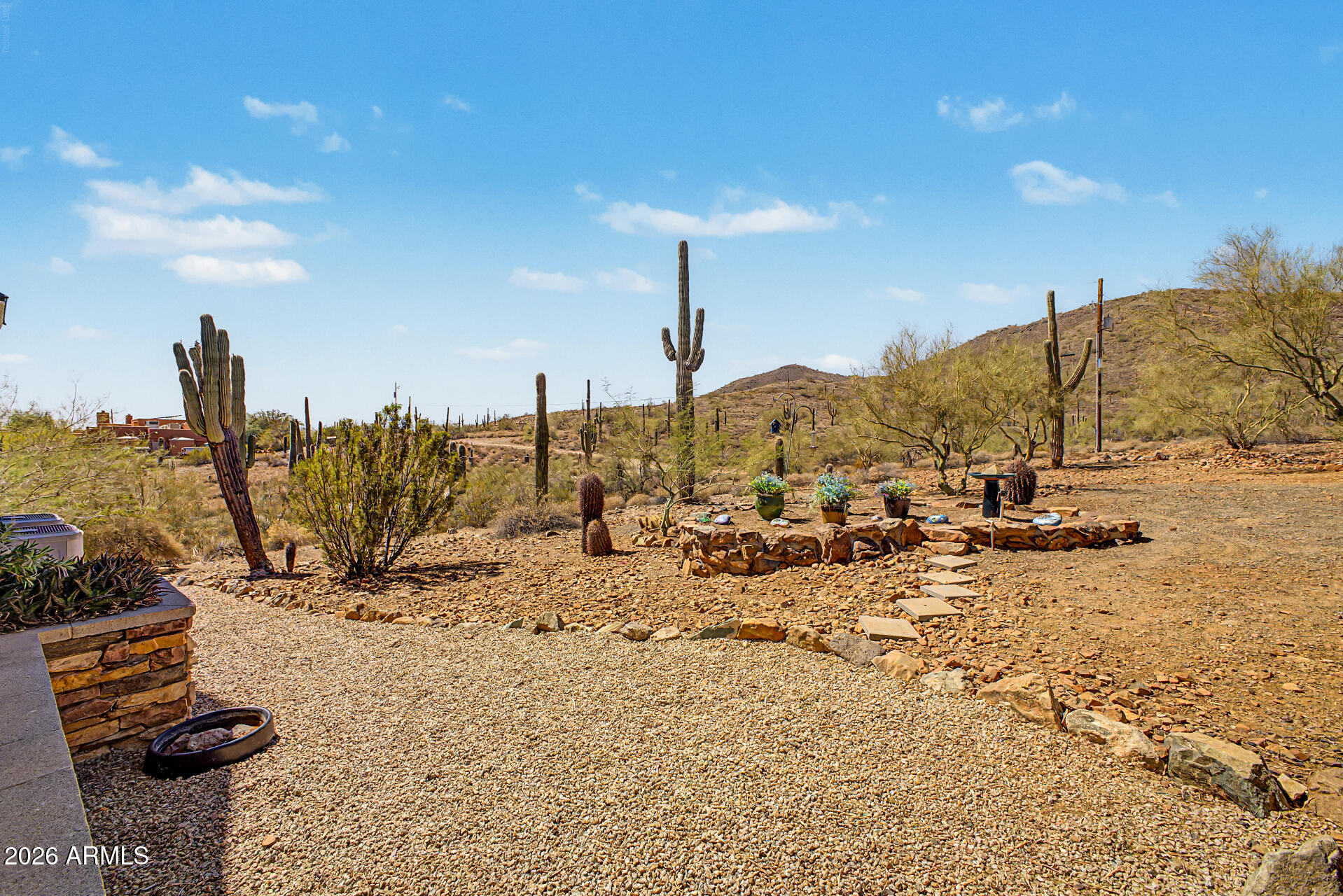 1935 E TANYA Road