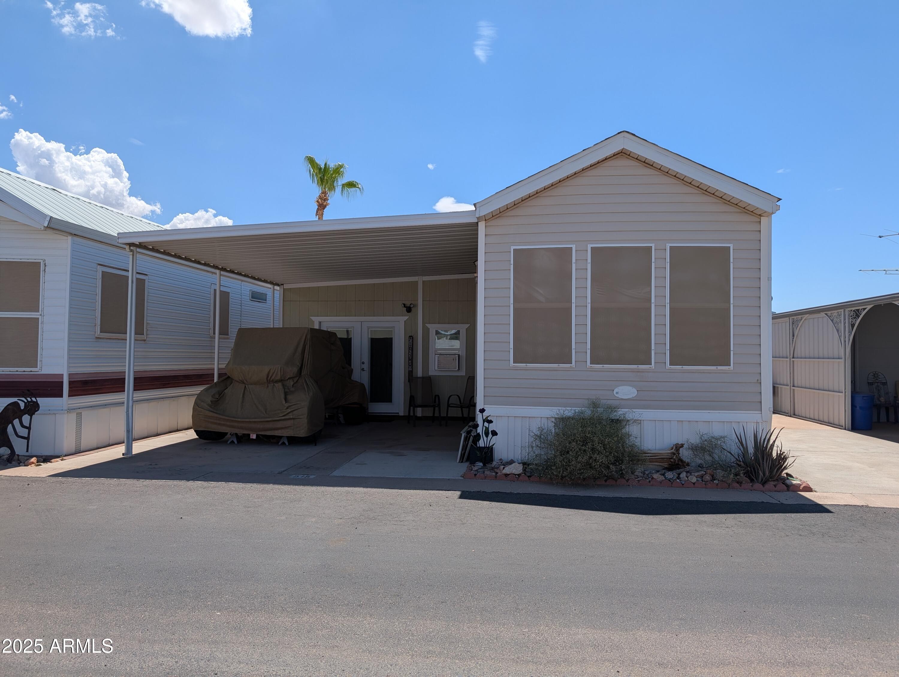 515 E Cholla Lane