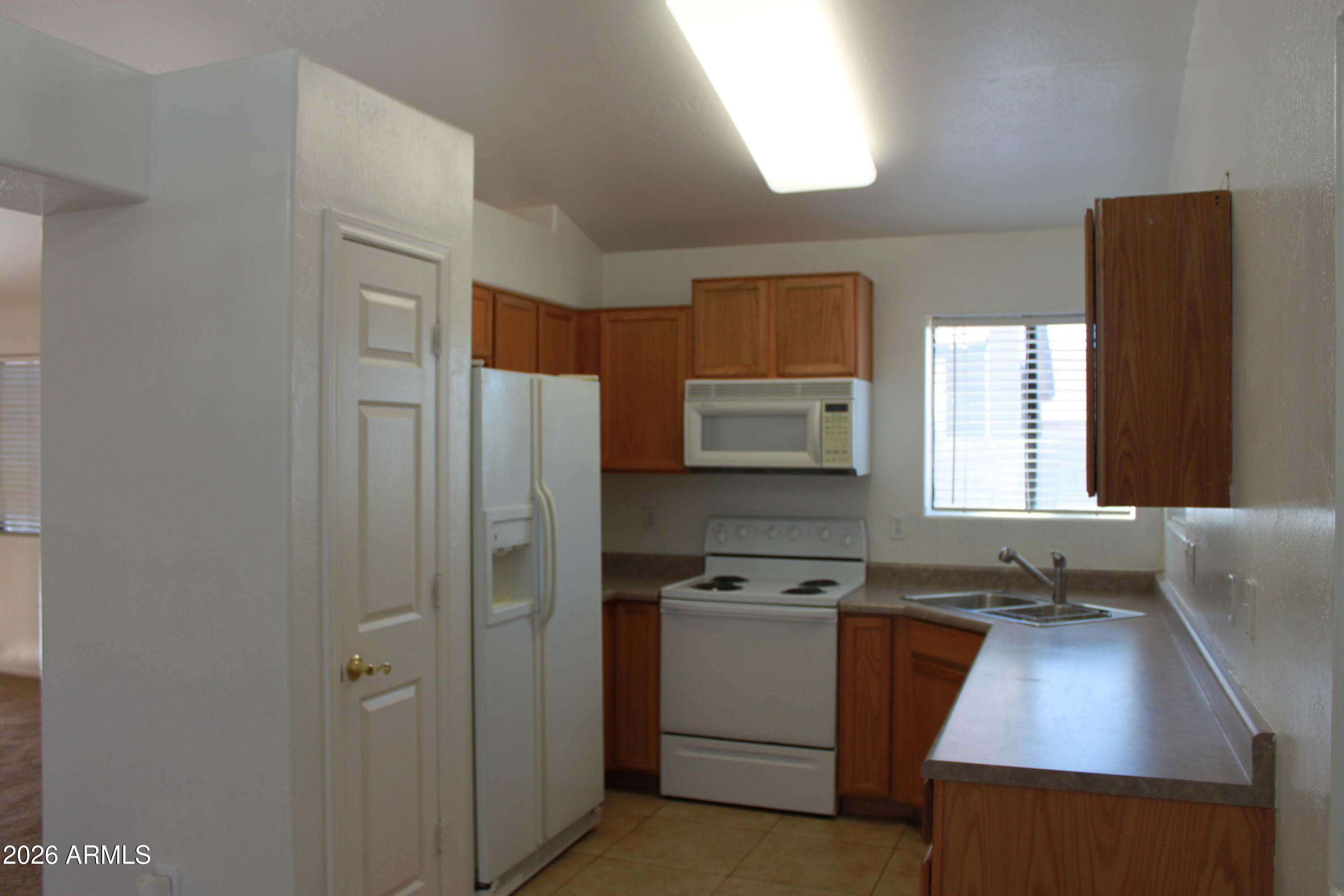 921 S VAL VISTA Drive 180