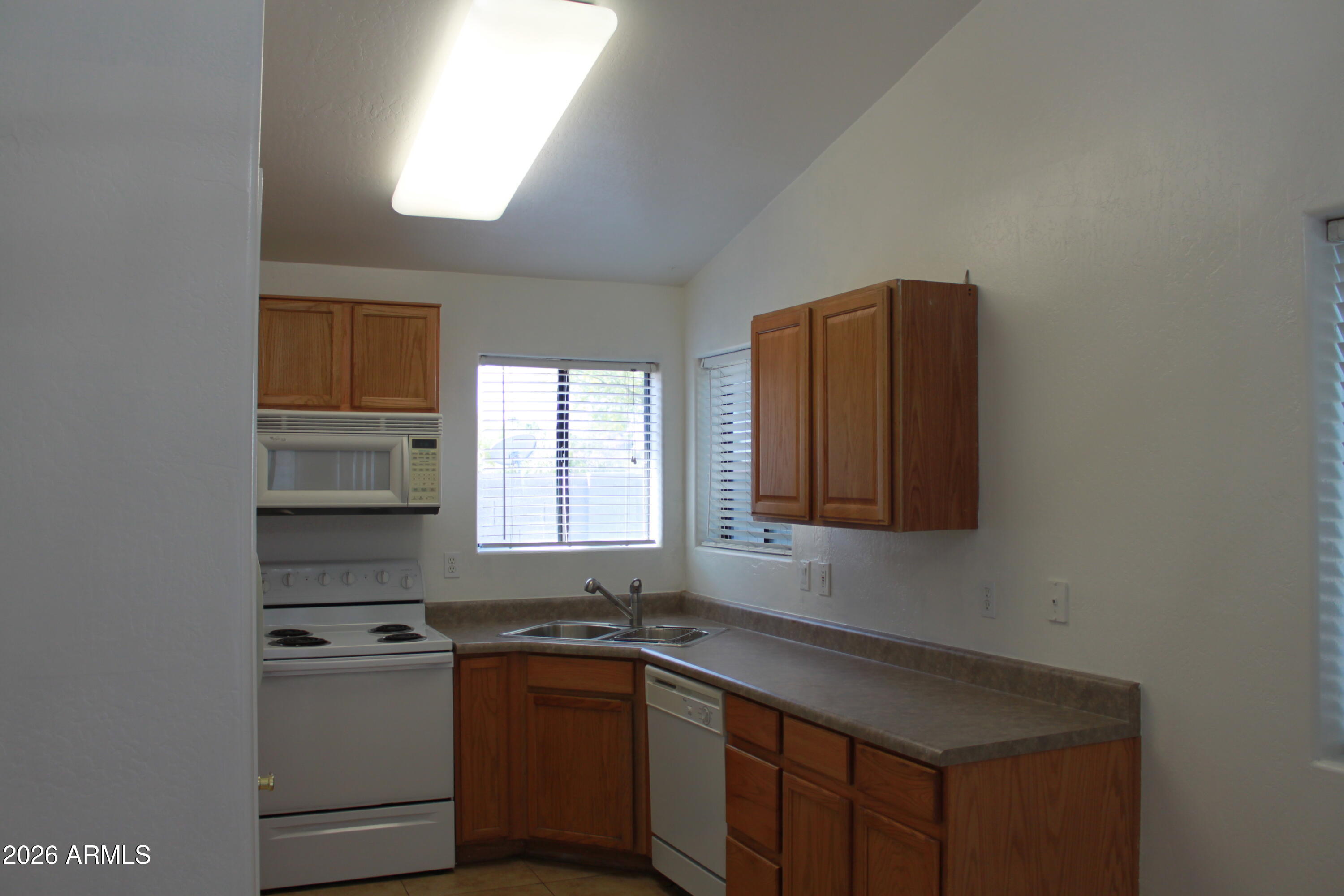 921 S VAL VISTA Drive 180