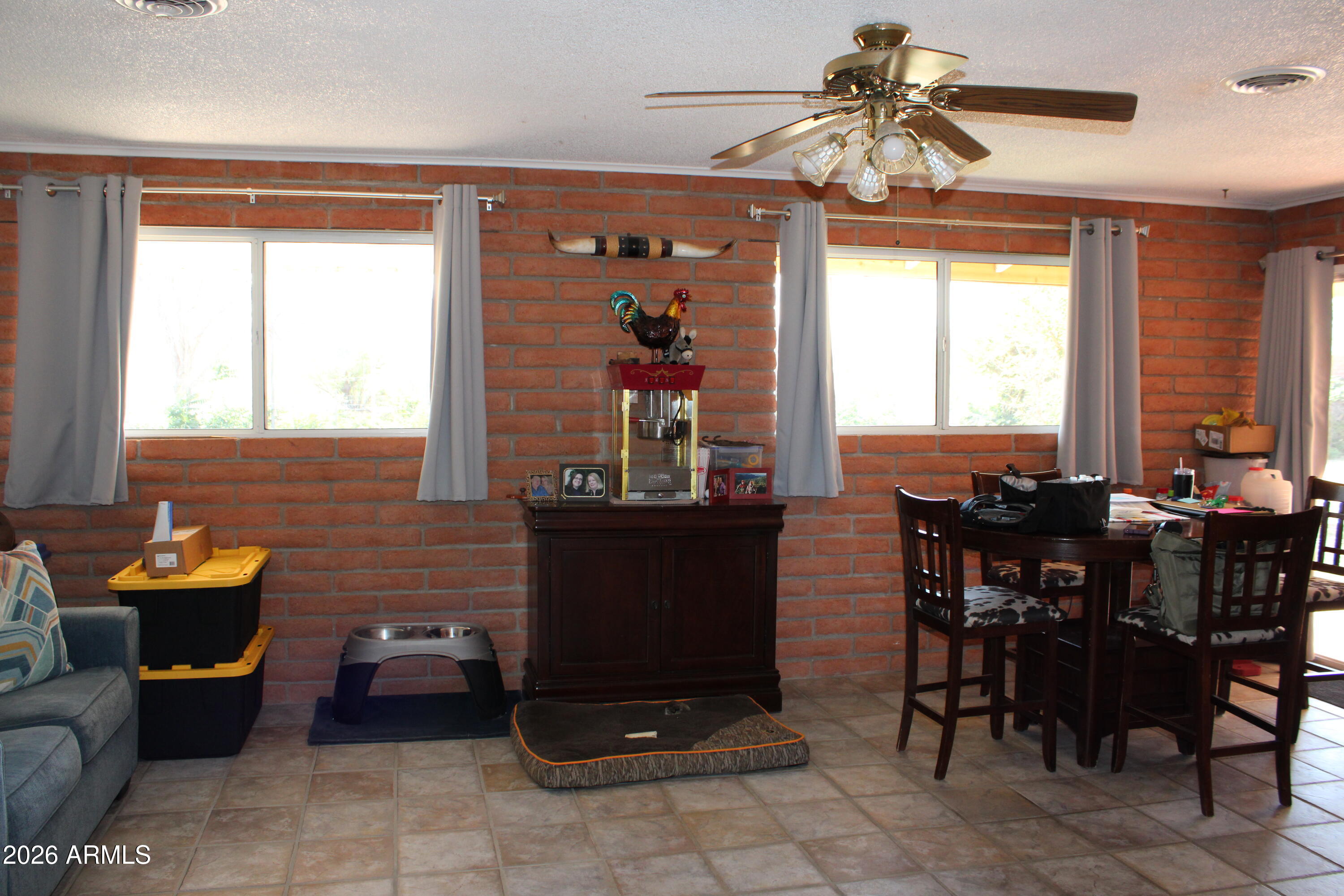 S2n2nene Sec 12 23 25 10.00Ac - Residential