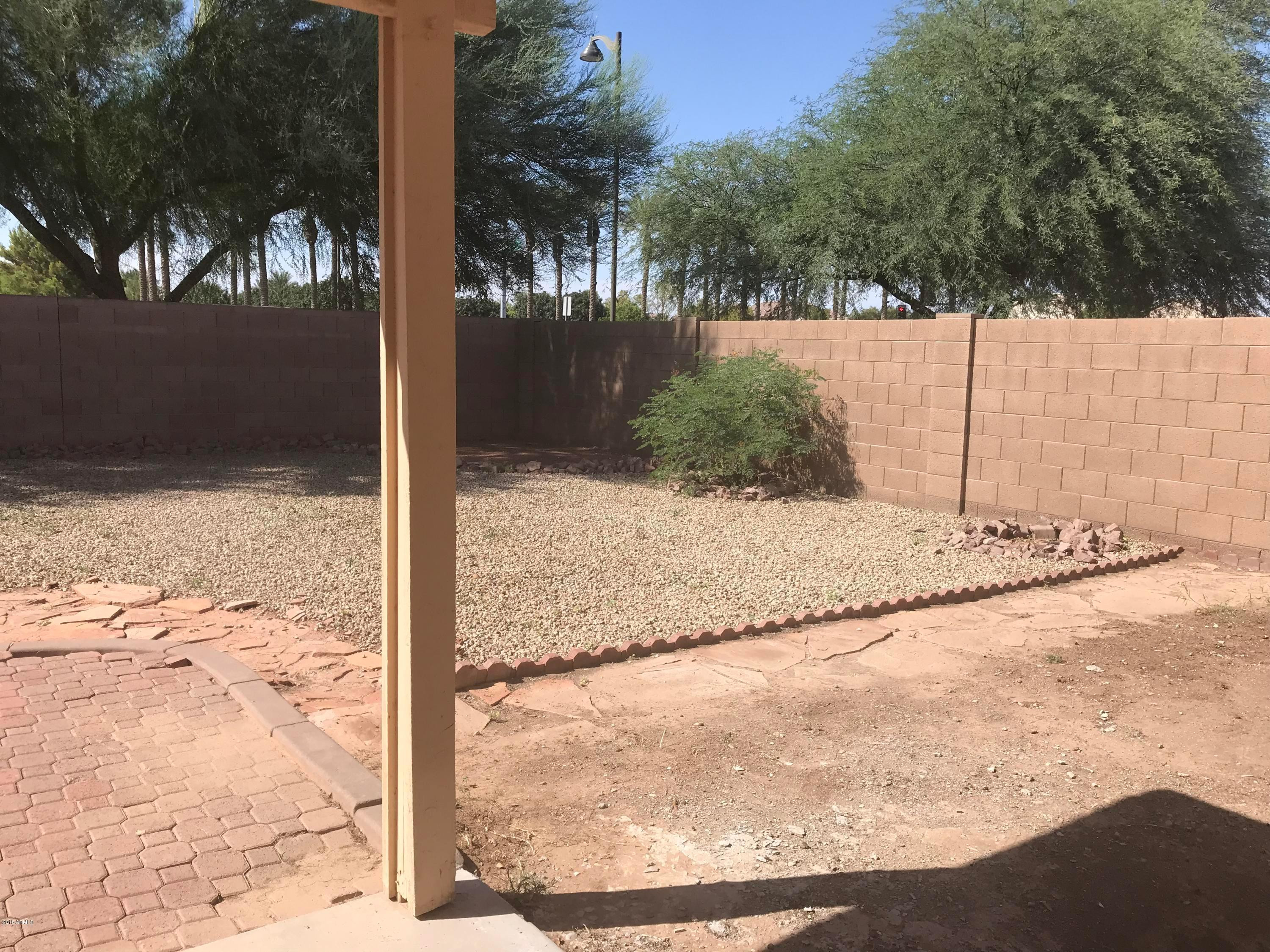 43697 W Sagebrush Trail