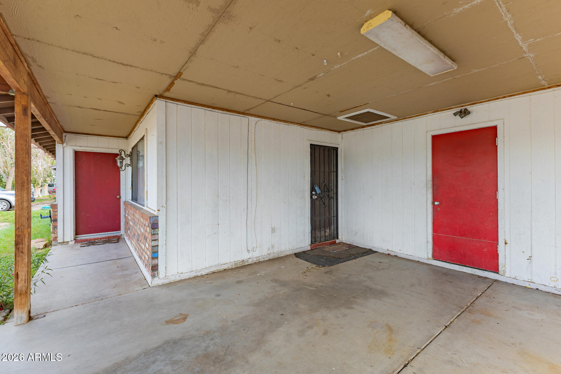 139 W HILLSIDE Street