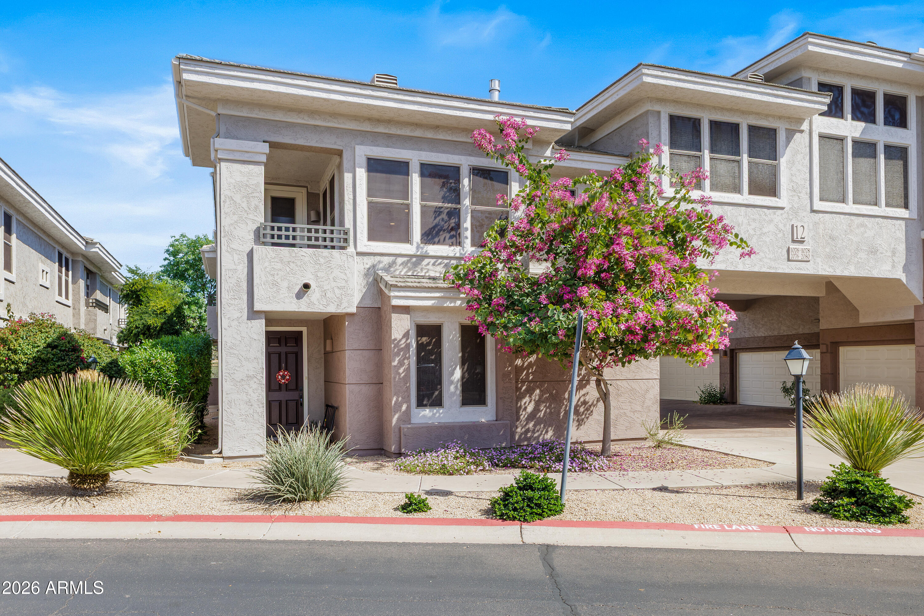 15221 N CLUBGATE Drive 2077