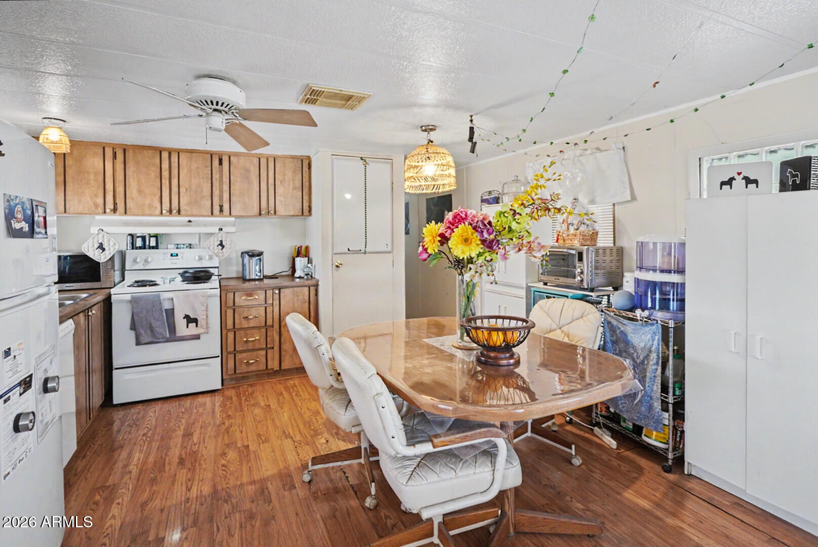 2605 S TOMAHAWK Road 65