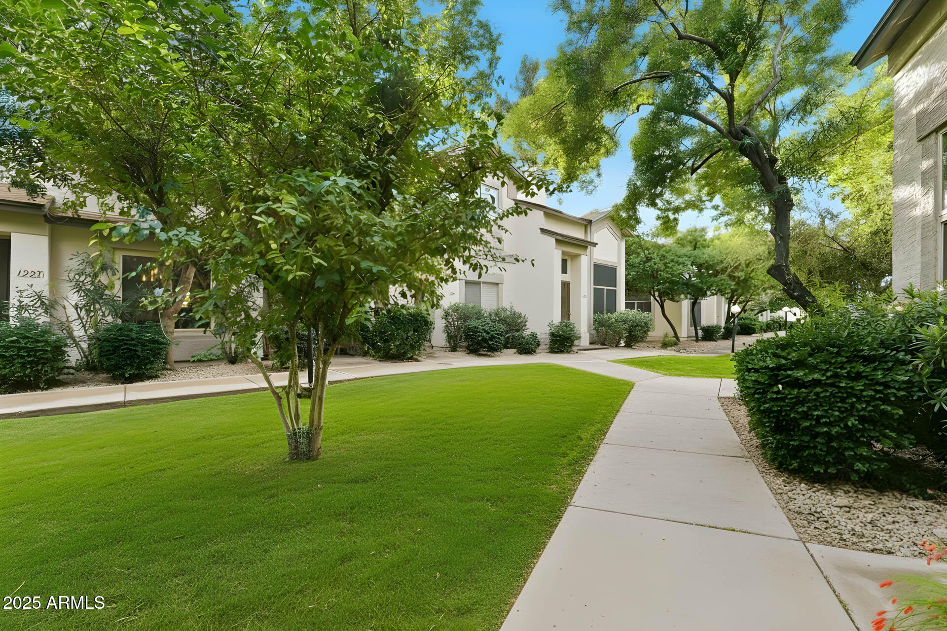 4114 E UNION HILLS Drive 1228