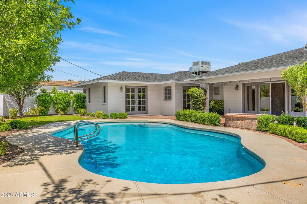 Photo of 6231 E Calle Camelia, Scottsdale, AZ 85251 (MLS # 6972718)