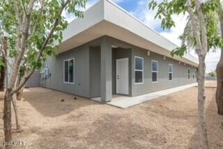 2336 E HARVARD Street Unit B