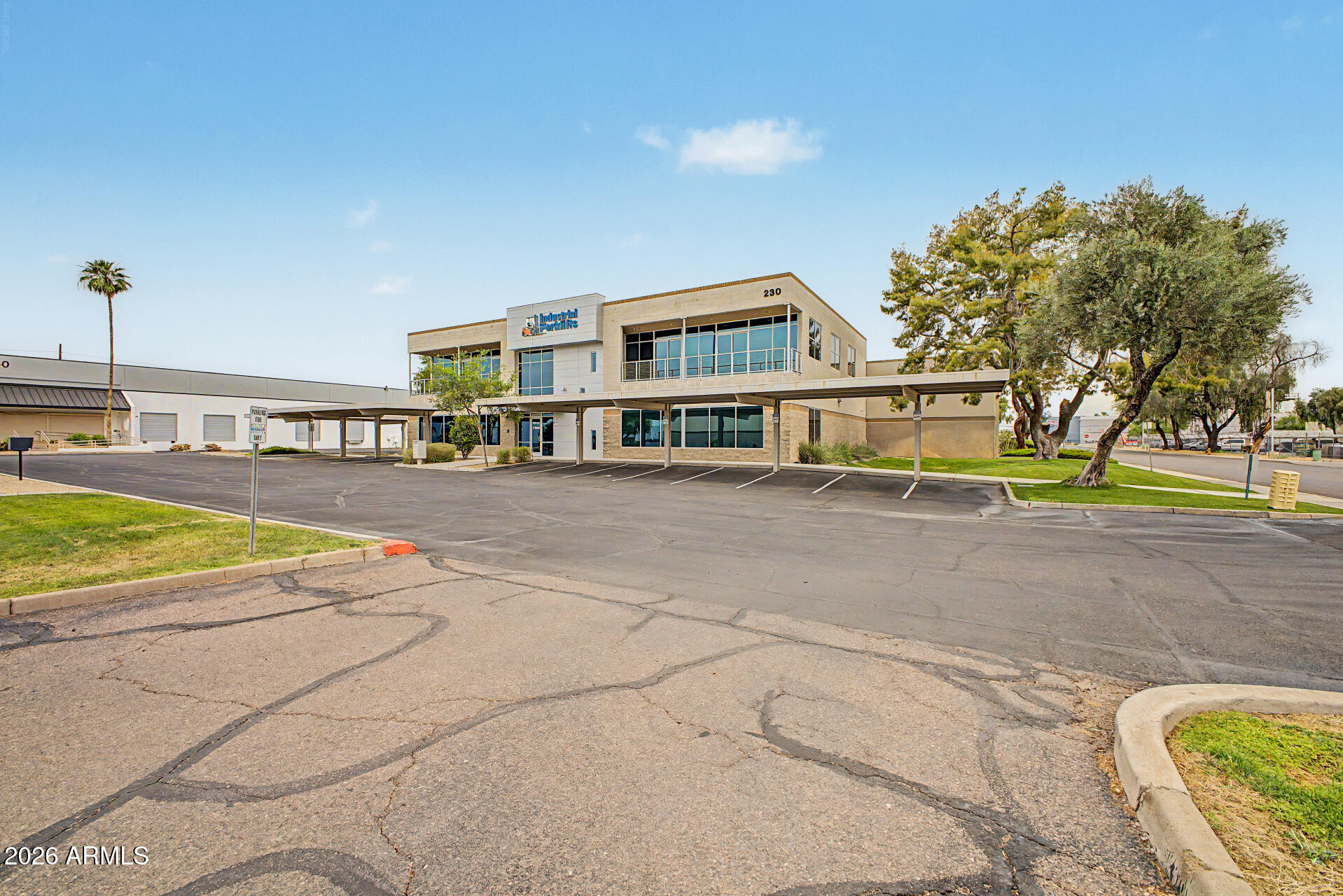 230 N 48TH Avenue