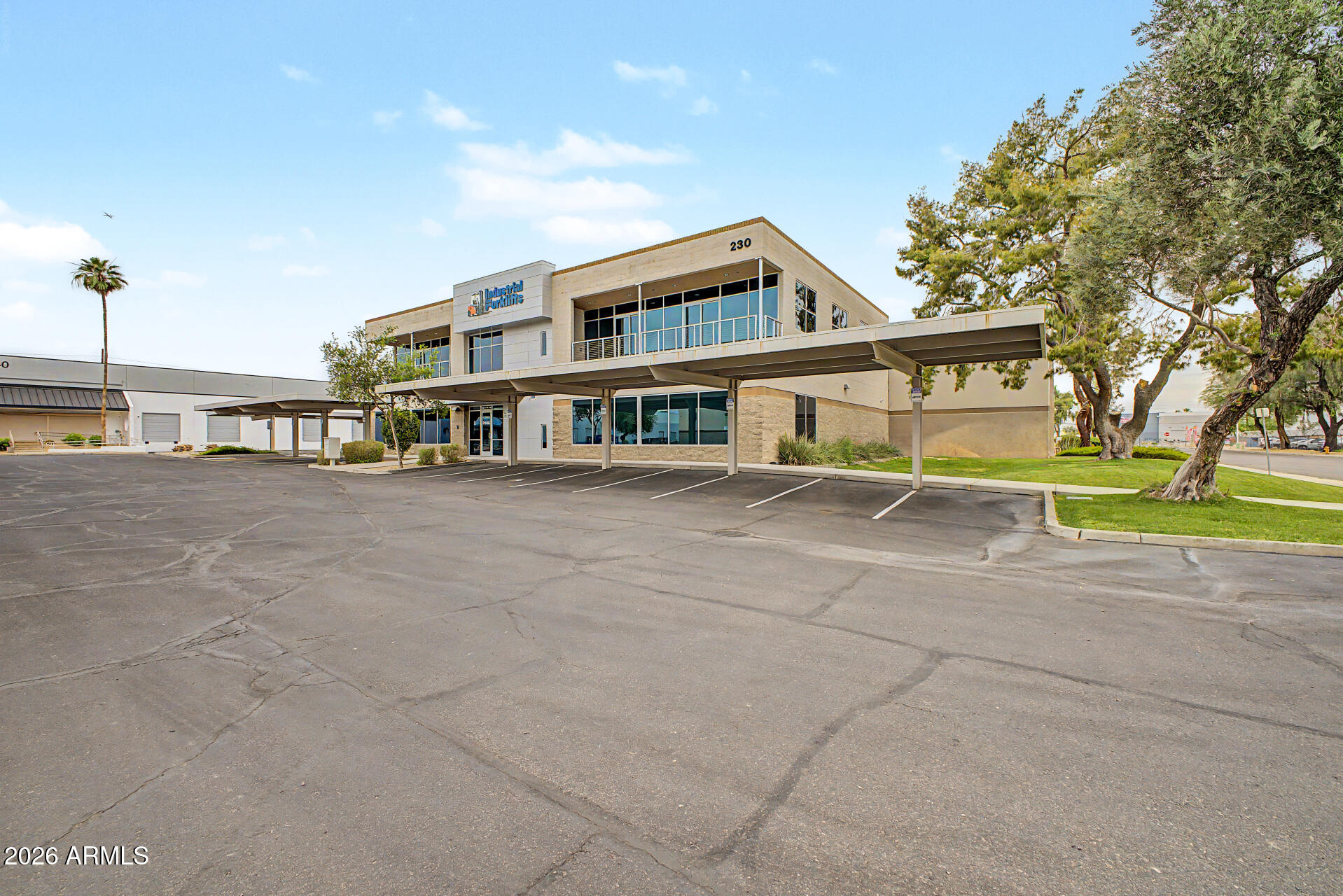 230 N 48TH Avenue