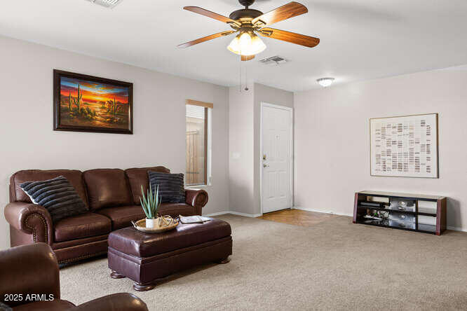 11402 W HUTTON Drive