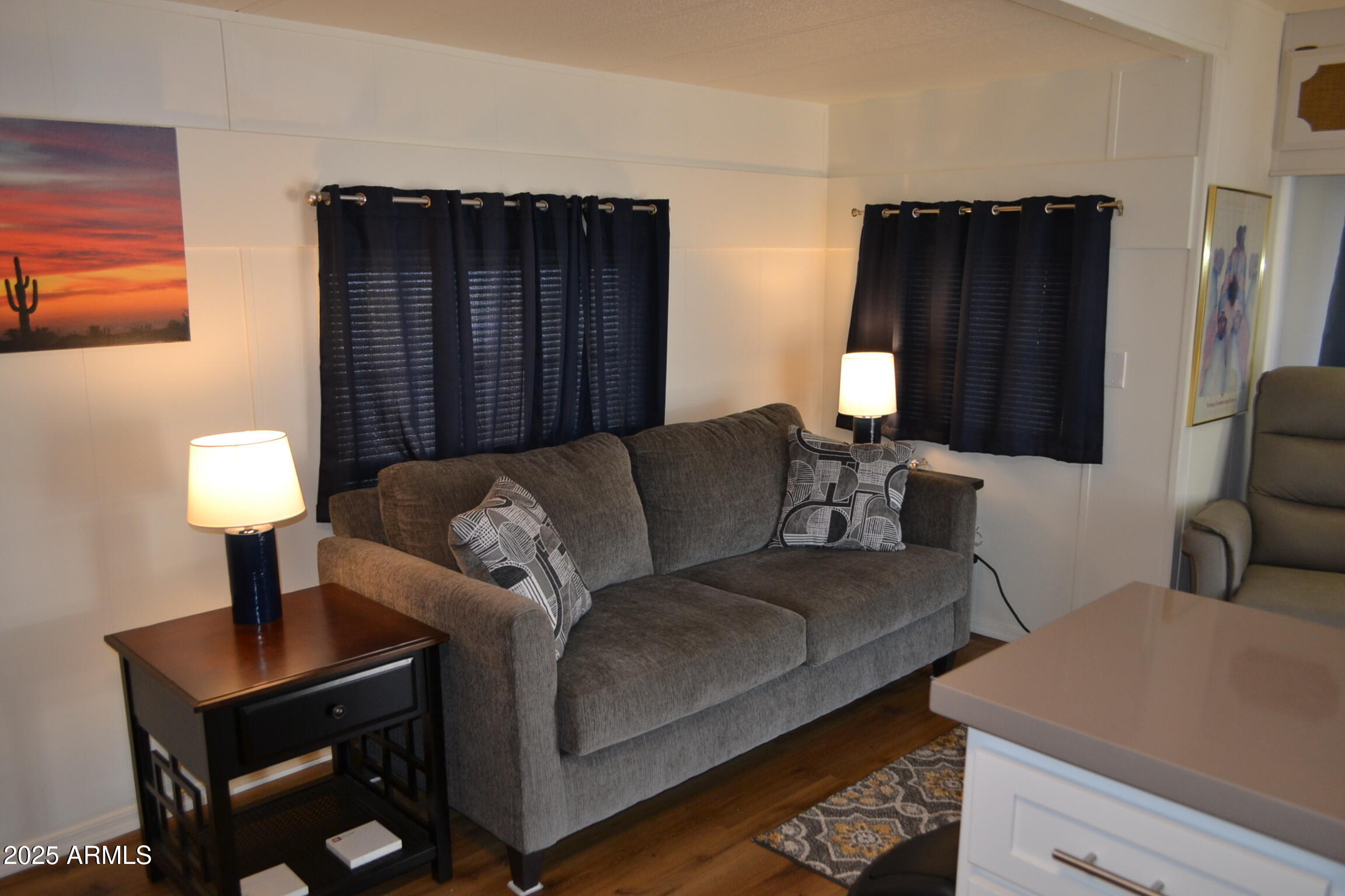 1371 W Chesapeake --