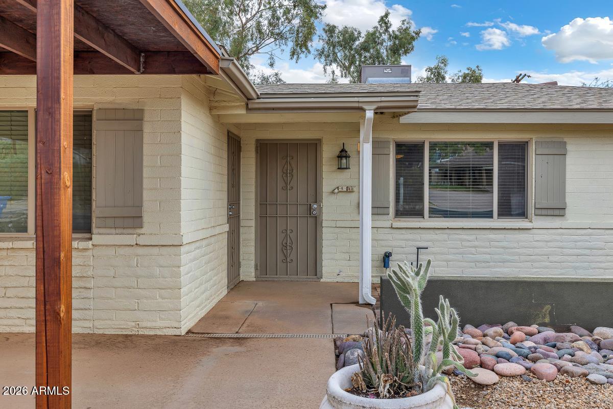 1445 E EL CAMINO Drive
