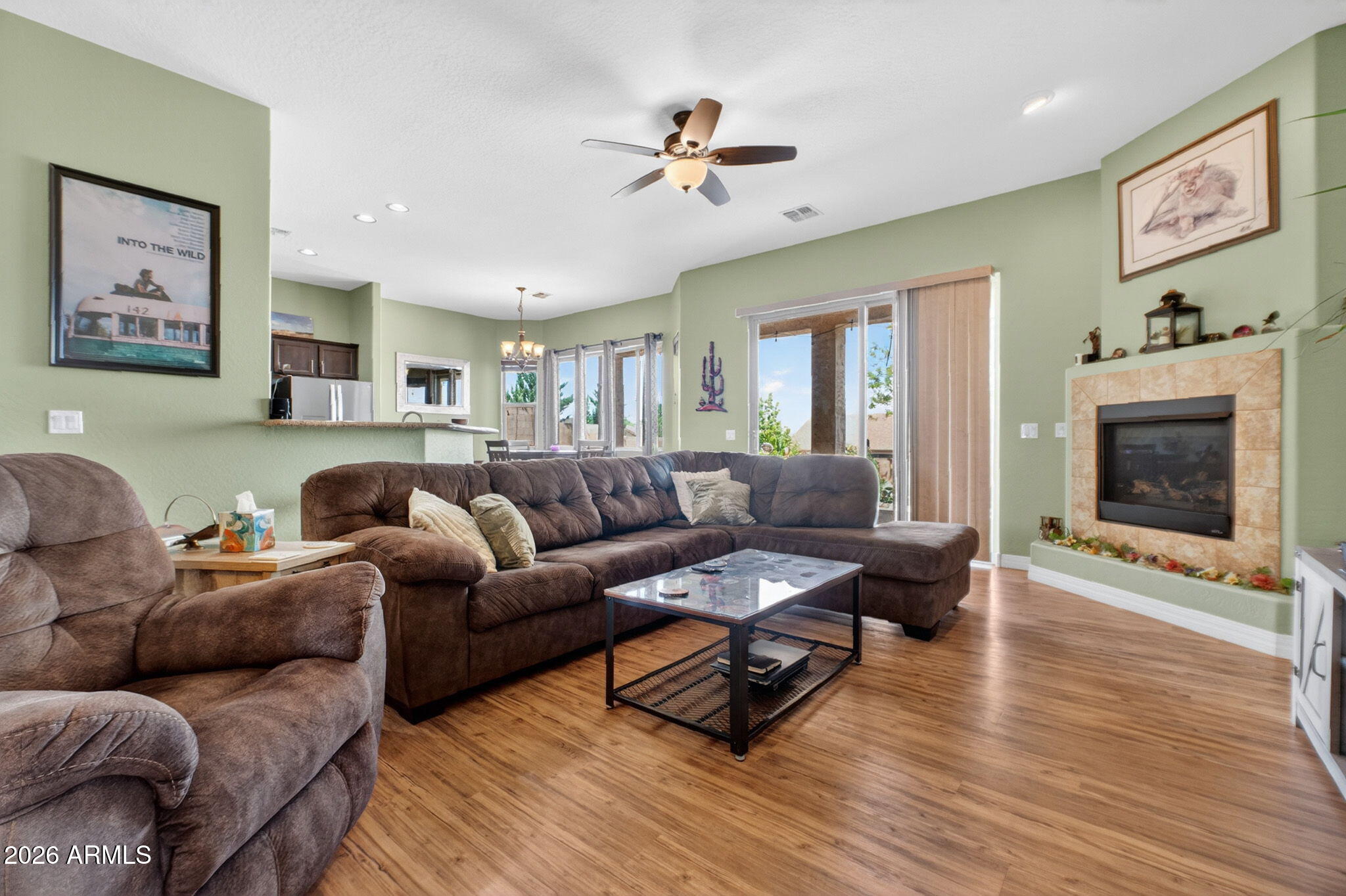 6234 E CAMBRIDGE Avenue