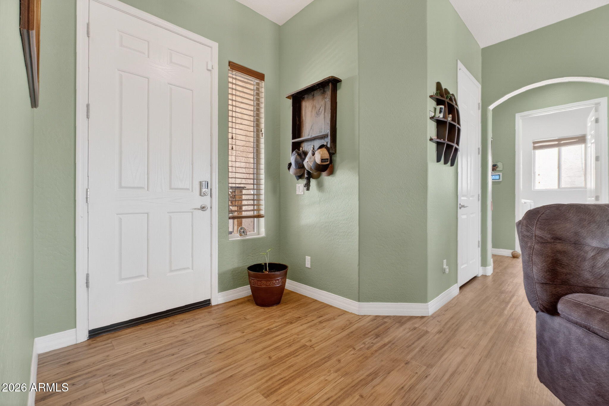 6234 E CAMBRIDGE Avenue