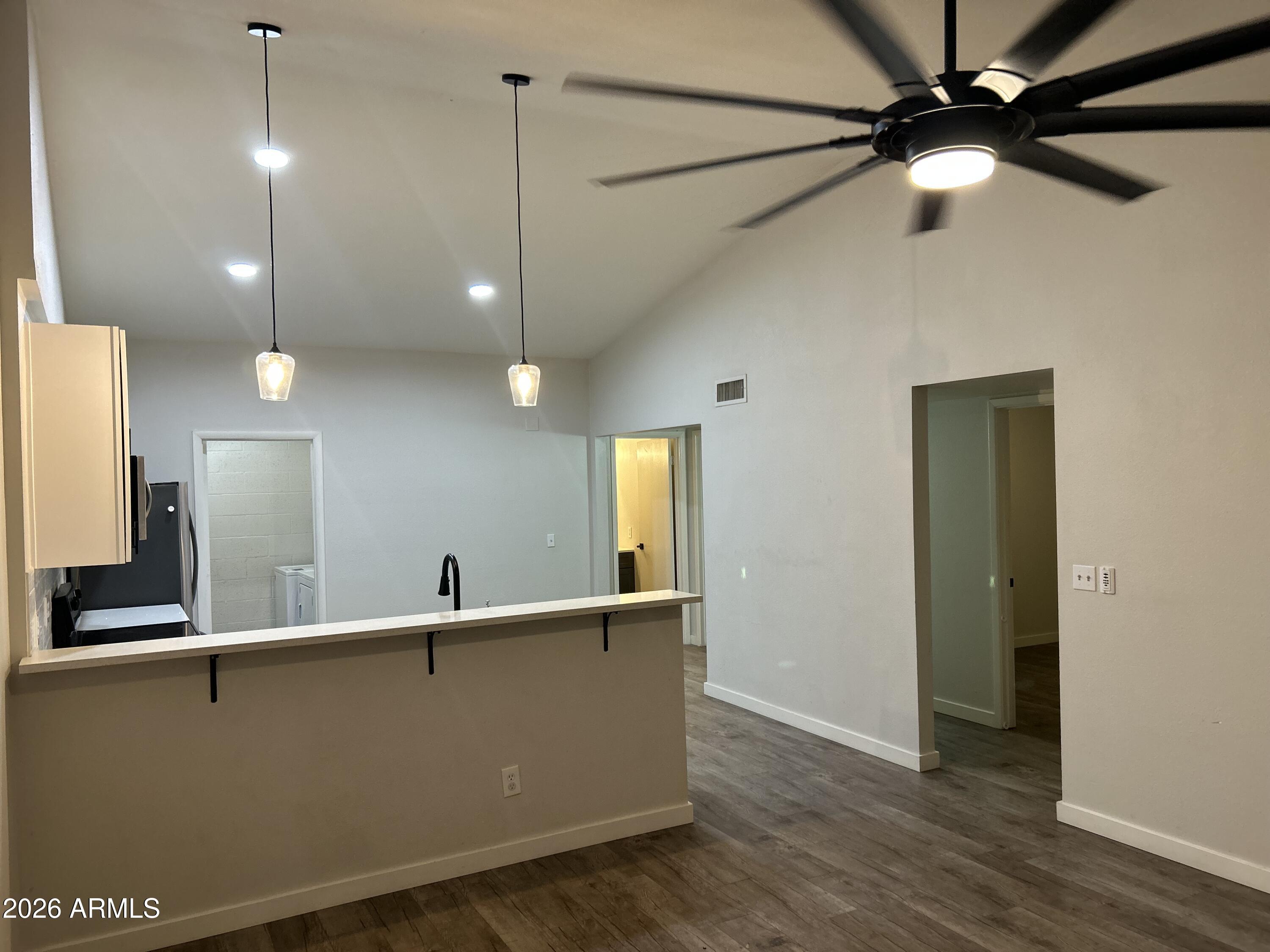 727 S HARTFORD Street 198