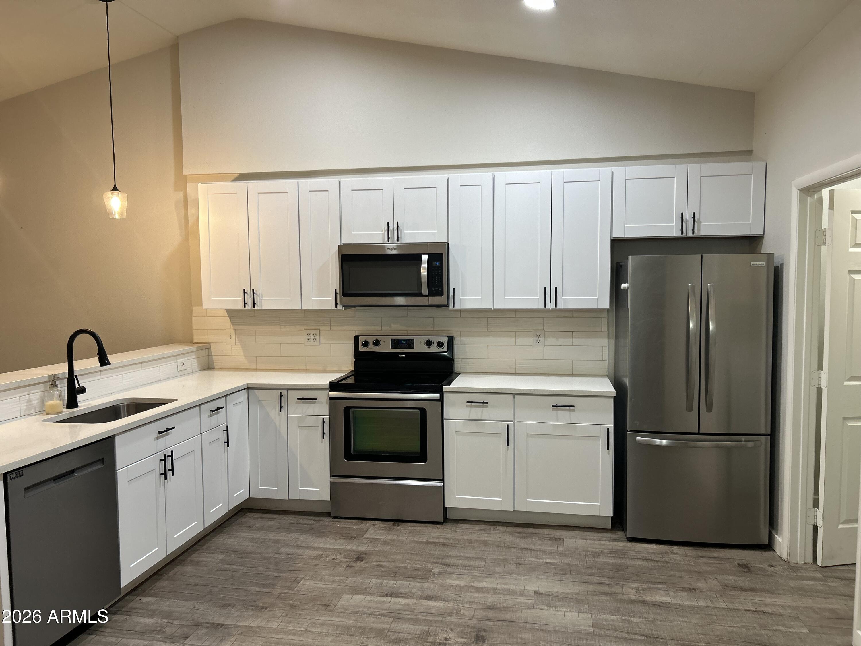 727 S HARTFORD Street 198