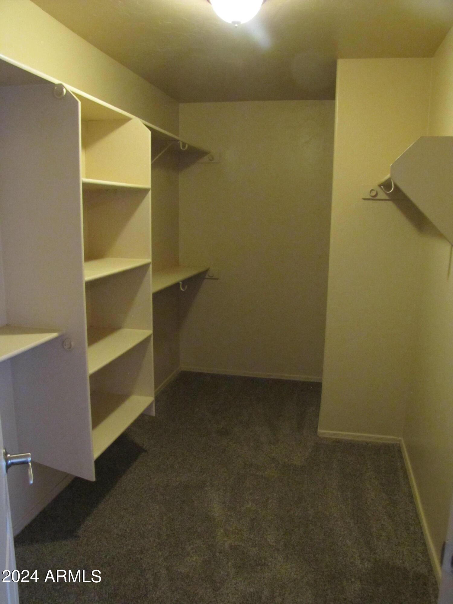 COUNTRY CLUB VILLAGE - Residential Lease