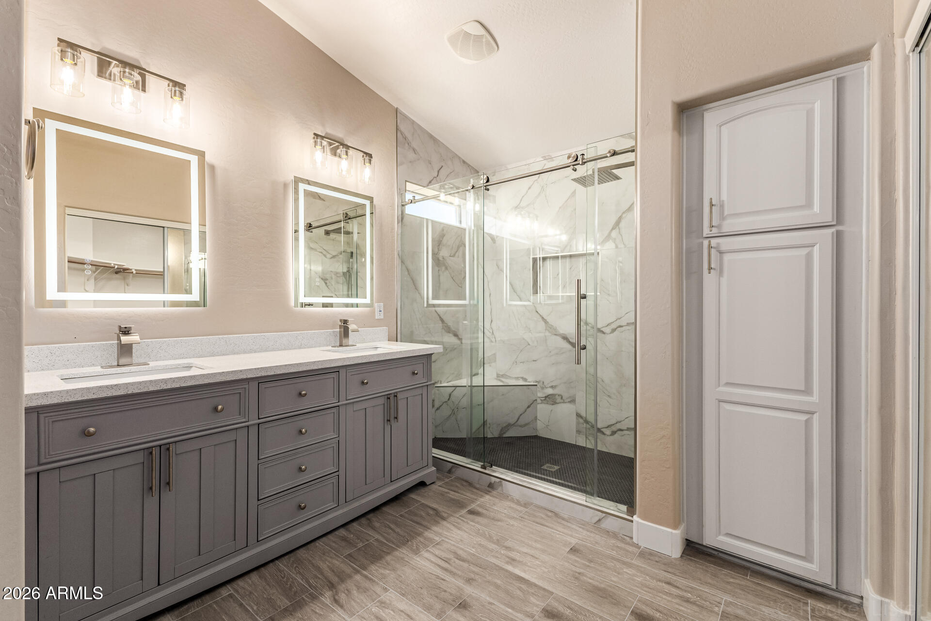 143 S LOS CIELOS Lane