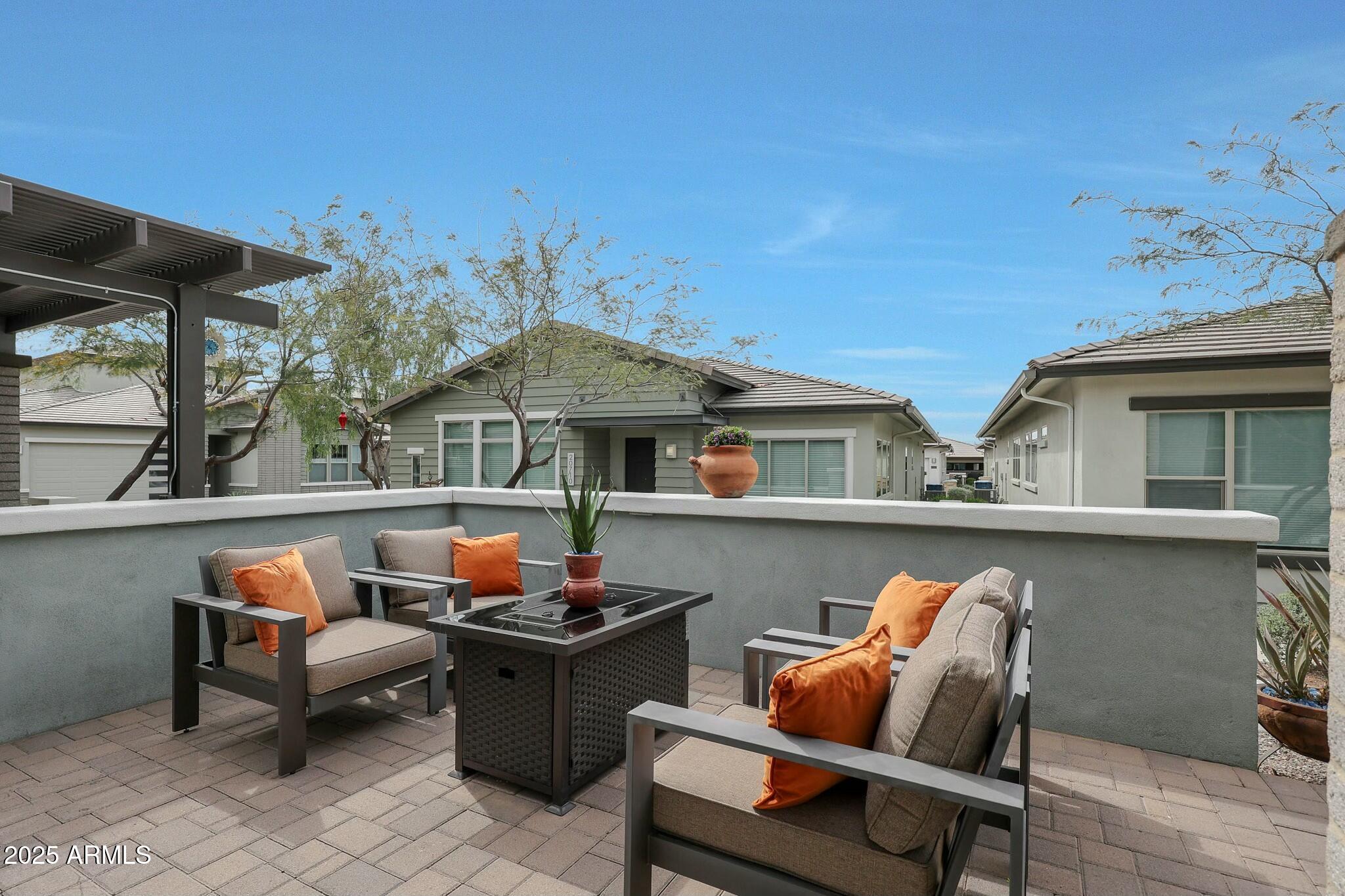 20721 W FERN Drive