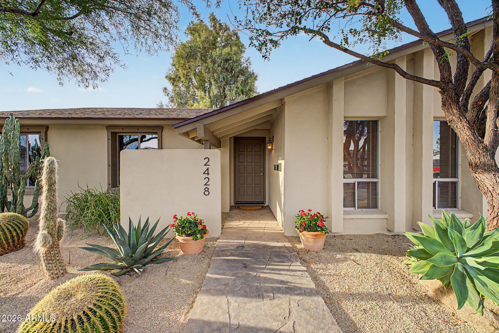 TEMPE ROYAL PALMS 10 - Residential