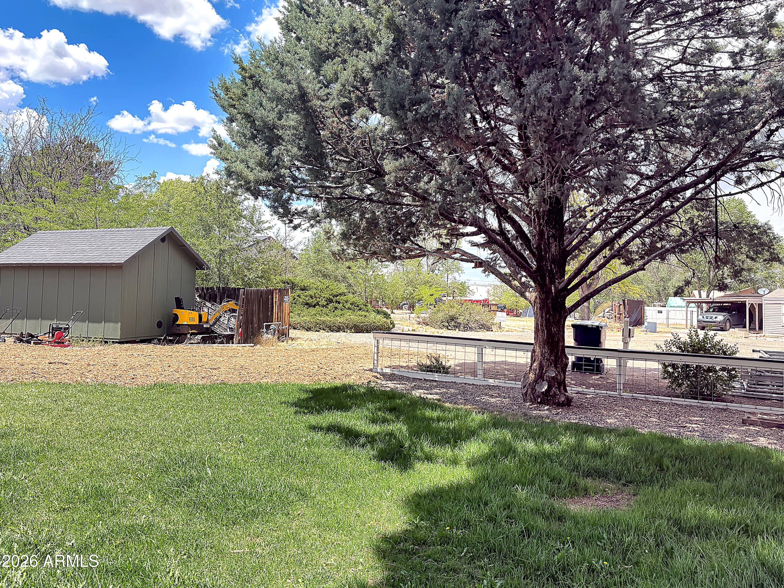 703 E HUECO Way