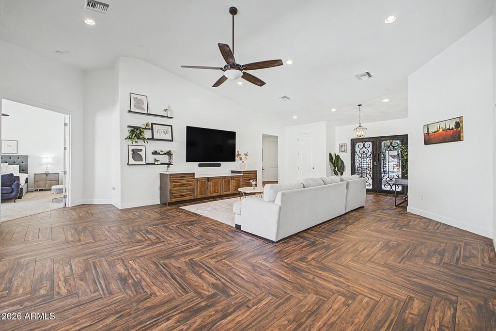 Photo of 9098 E Ludlow Drive, Scottsdale, AZ 85260 (MLS # 7016756)