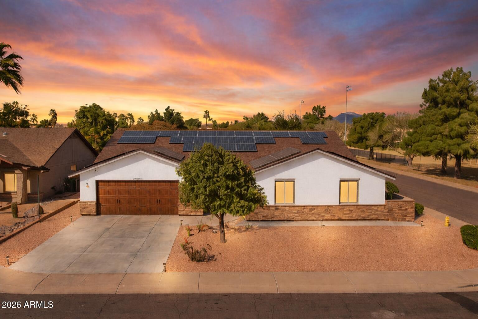 9098 E LUDLOW Drive