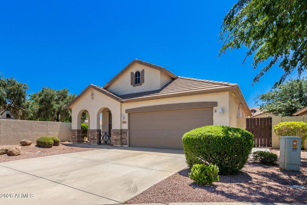 Photo of 4261 E Crown Court, Gilbert, AZ 85298 (MLS # 6972958)