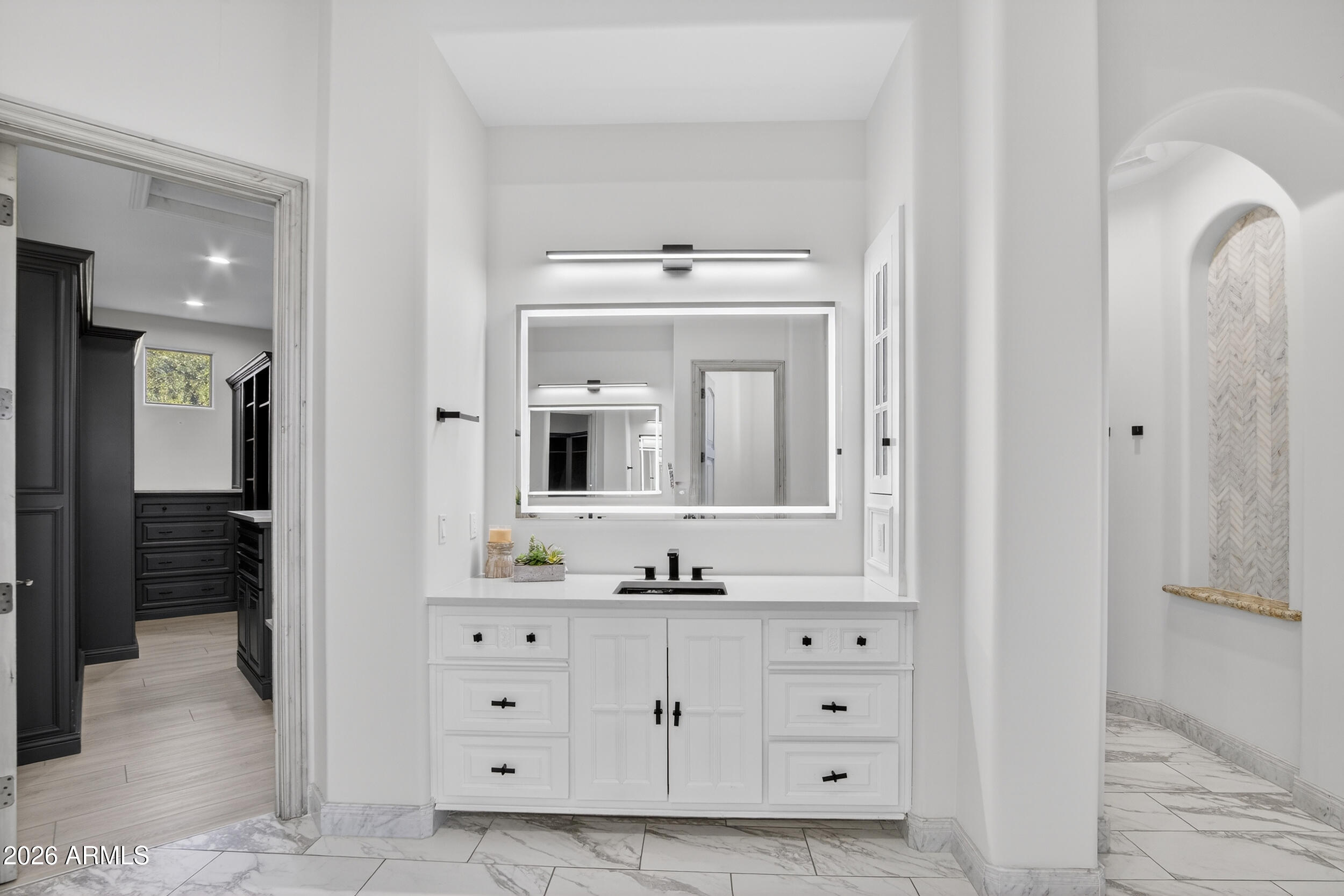 WHITEWING AT GERMANN ESTATES - Residential