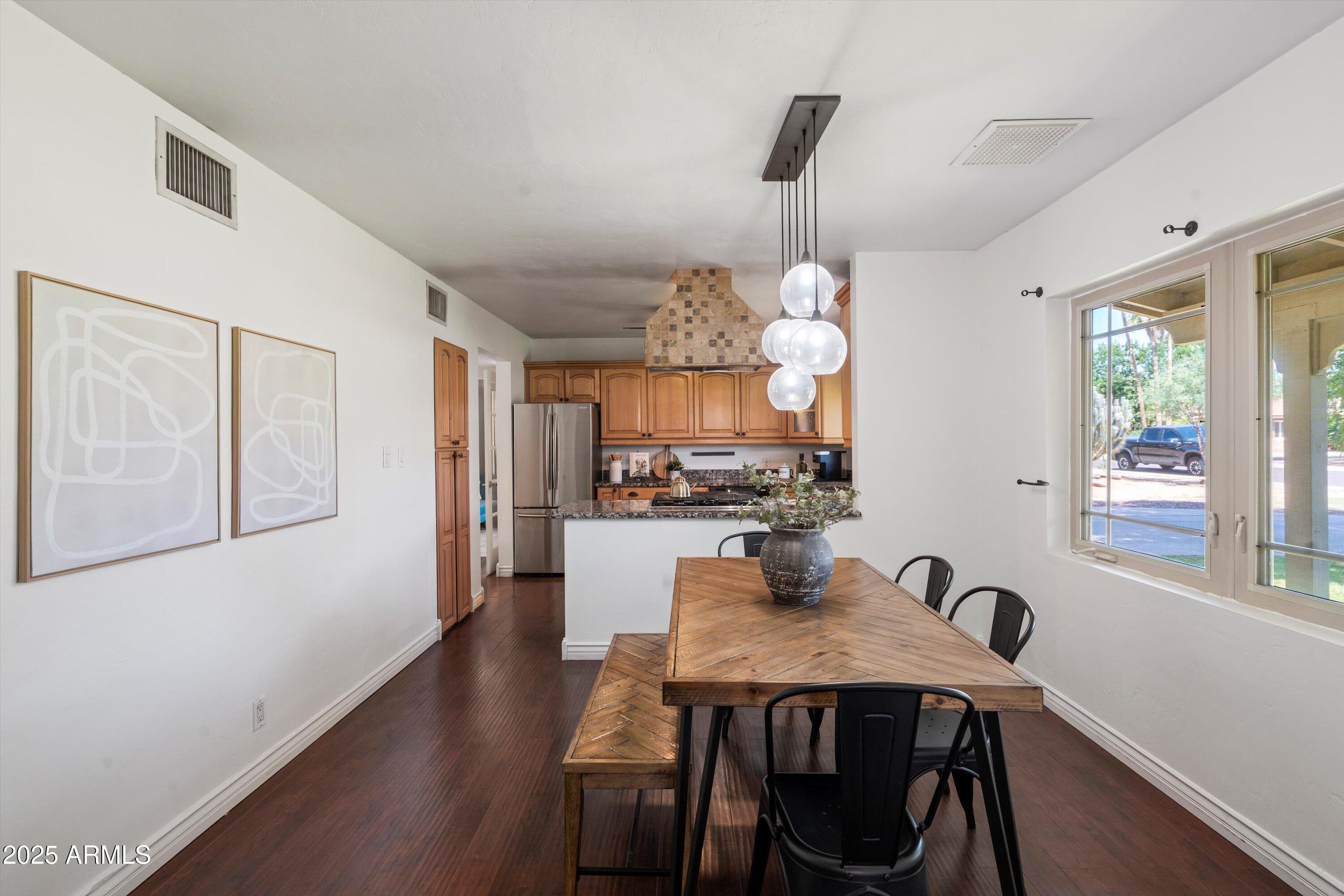 1629 W MONTEROSA Street