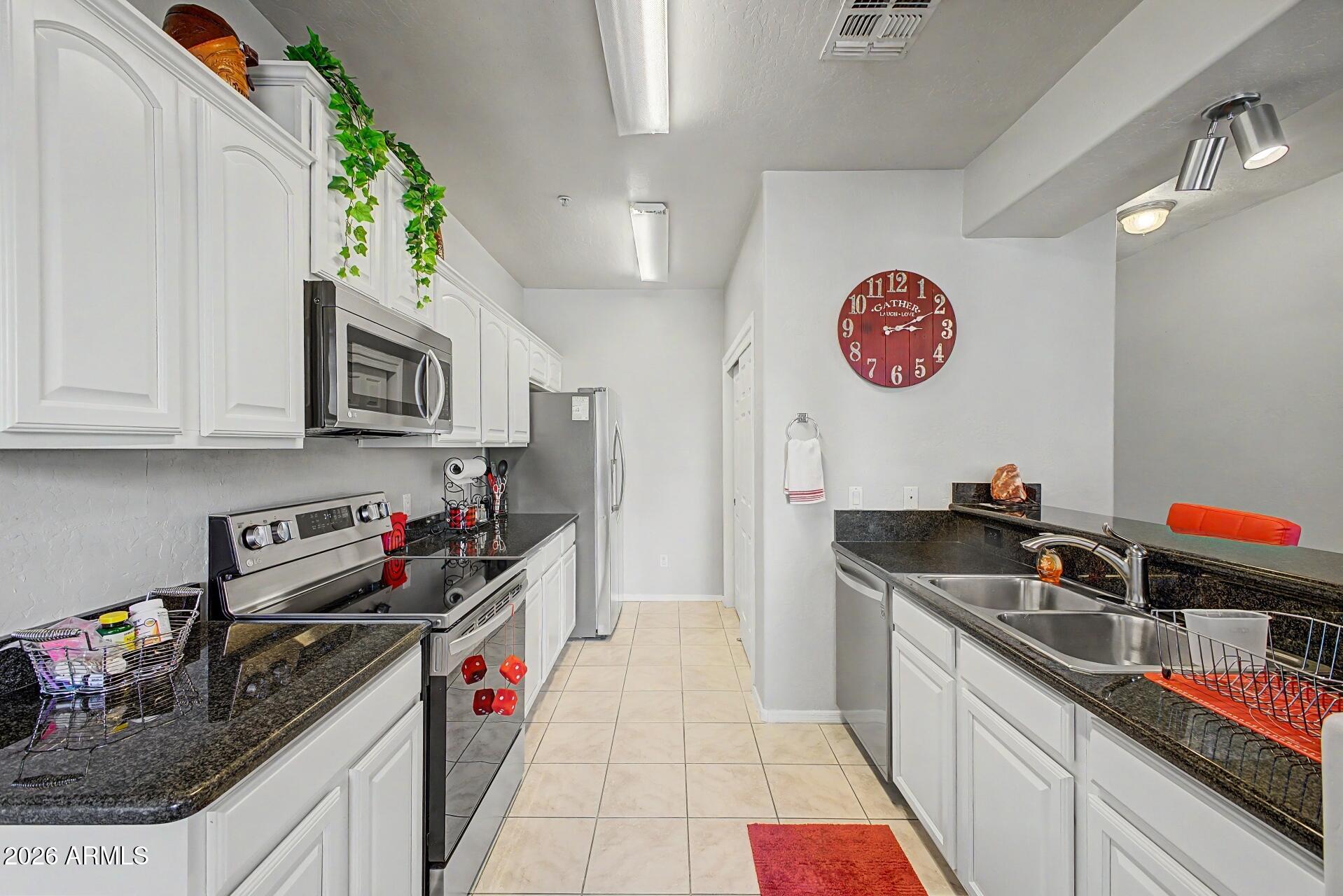 2155 N GRACE Boulevard 219