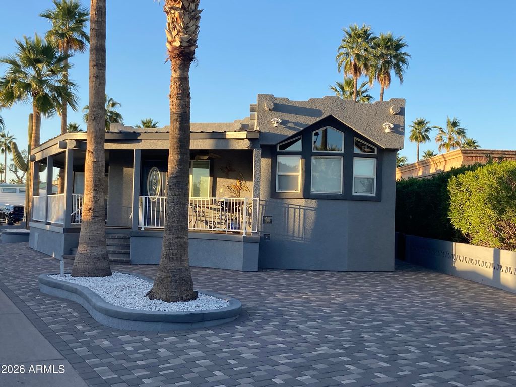 Photo of 2330 S Eno Avenue, Apache Junction, AZ 85119 (MLS # 6997735)