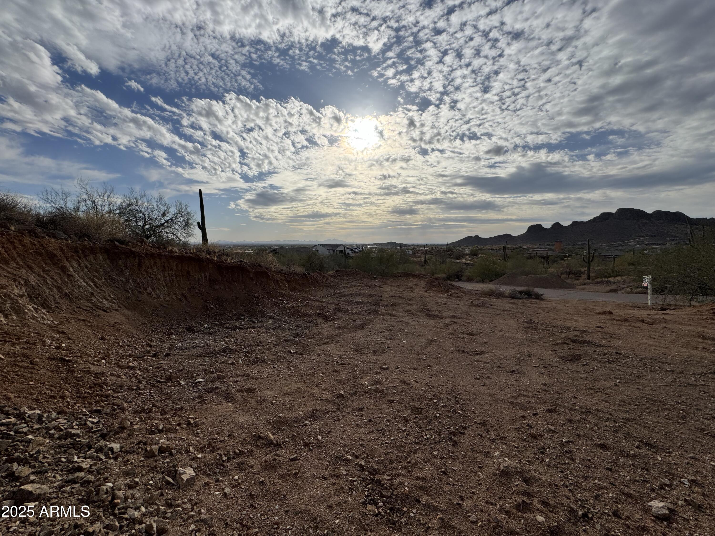 5289 S CARIOTT Court -