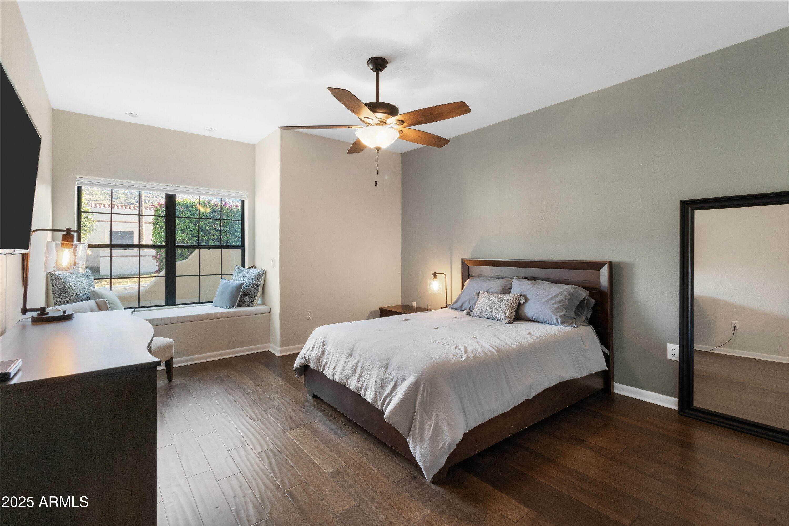 Phoenix, Arizona 85028, United States, 4 Bedrooms Bedrooms, ,3 BathroomsBathrooms,Residential,Pending,17155