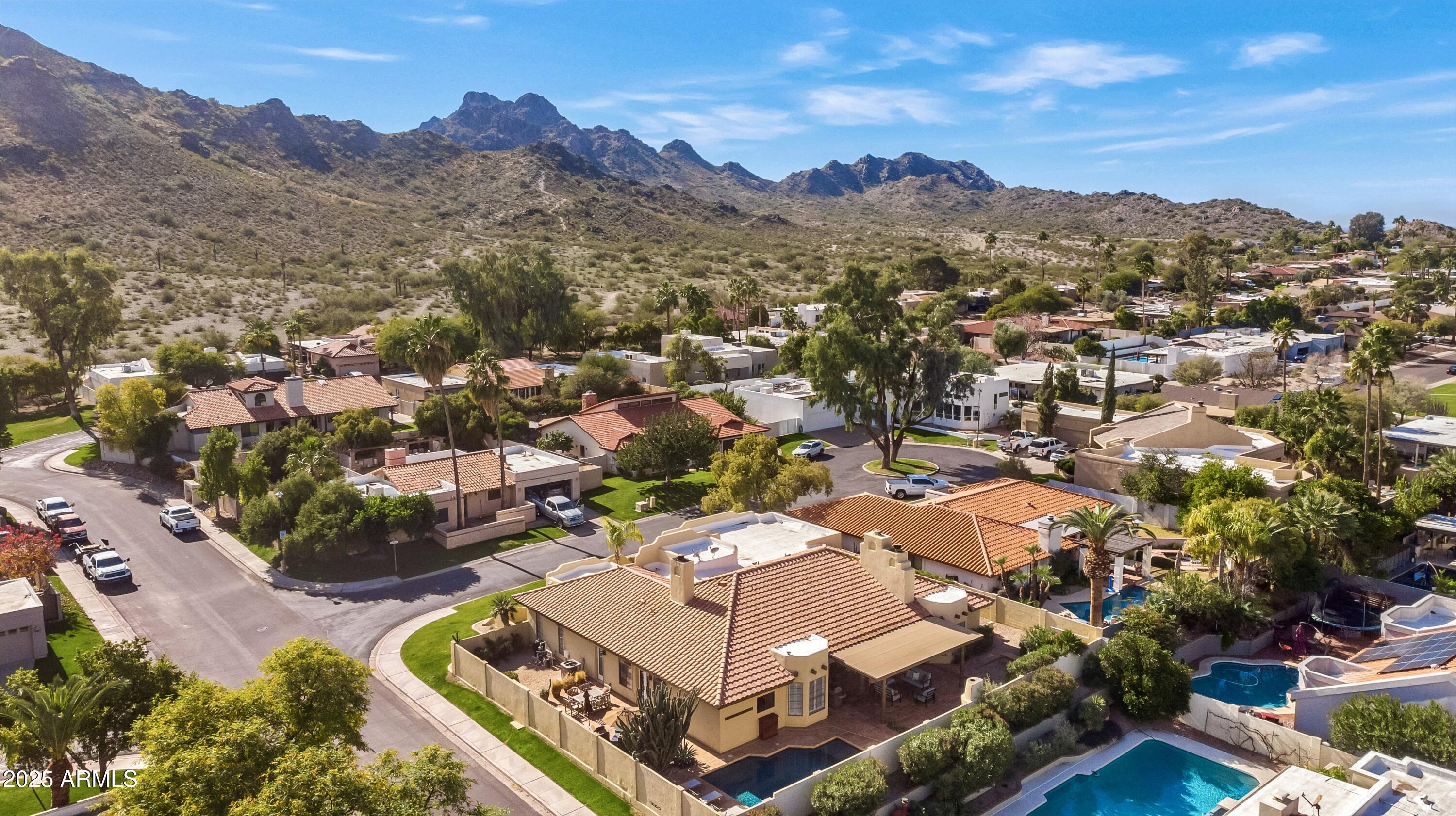 Phoenix, Arizona 85028, United States, 4 Bedrooms Bedrooms, ,3 BathroomsBathrooms,Residential,Pending,17155