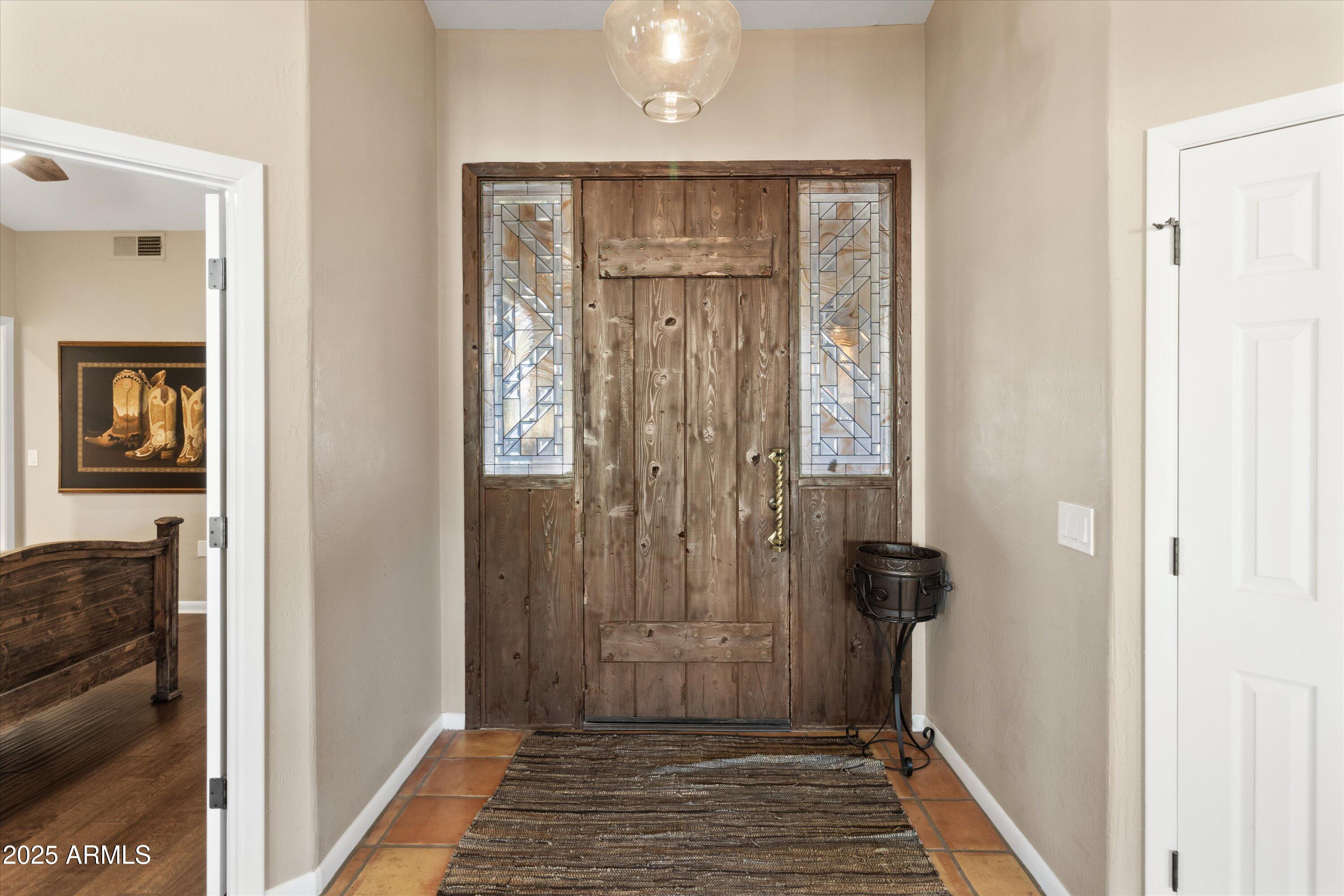 Phoenix, Arizona 85028, United States, 4 Bedrooms Bedrooms, ,3 BathroomsBathrooms,Residential,Pending,17155