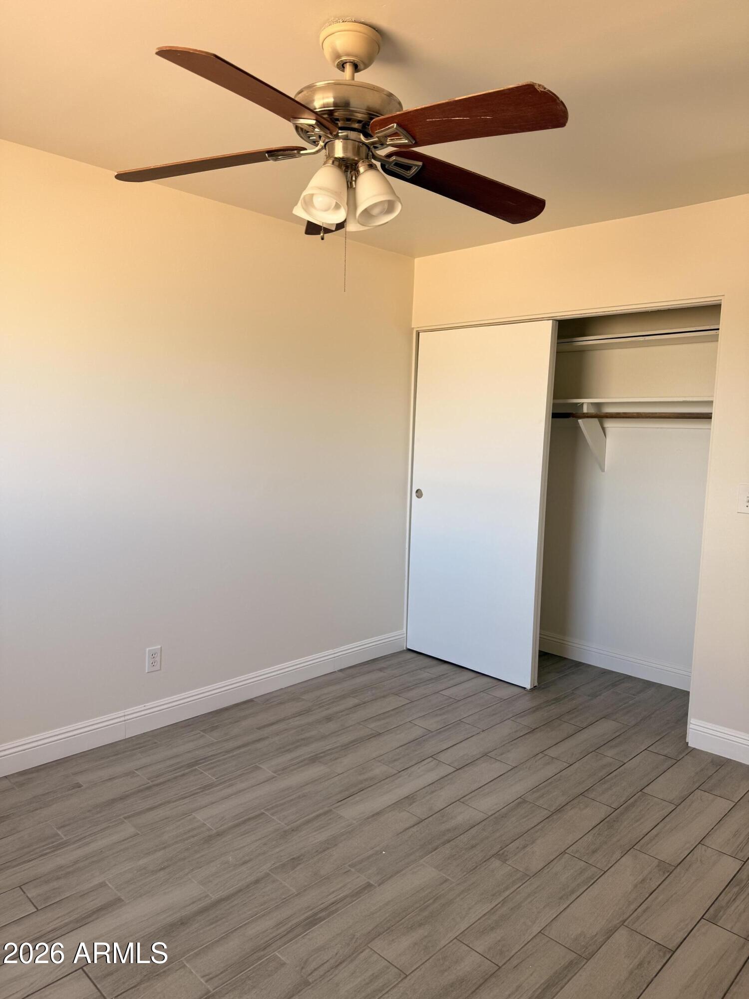 HO-HO-KAM ESTATES UNIT TWO - Residential