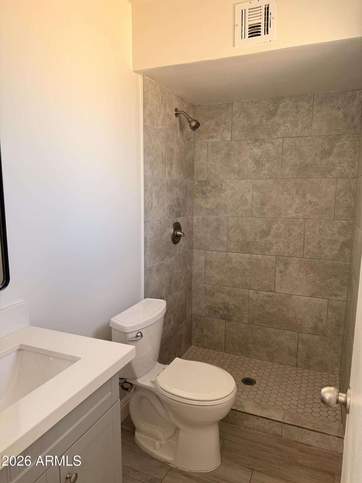 HO-HO-KAM ESTATES UNIT TWO - Residential