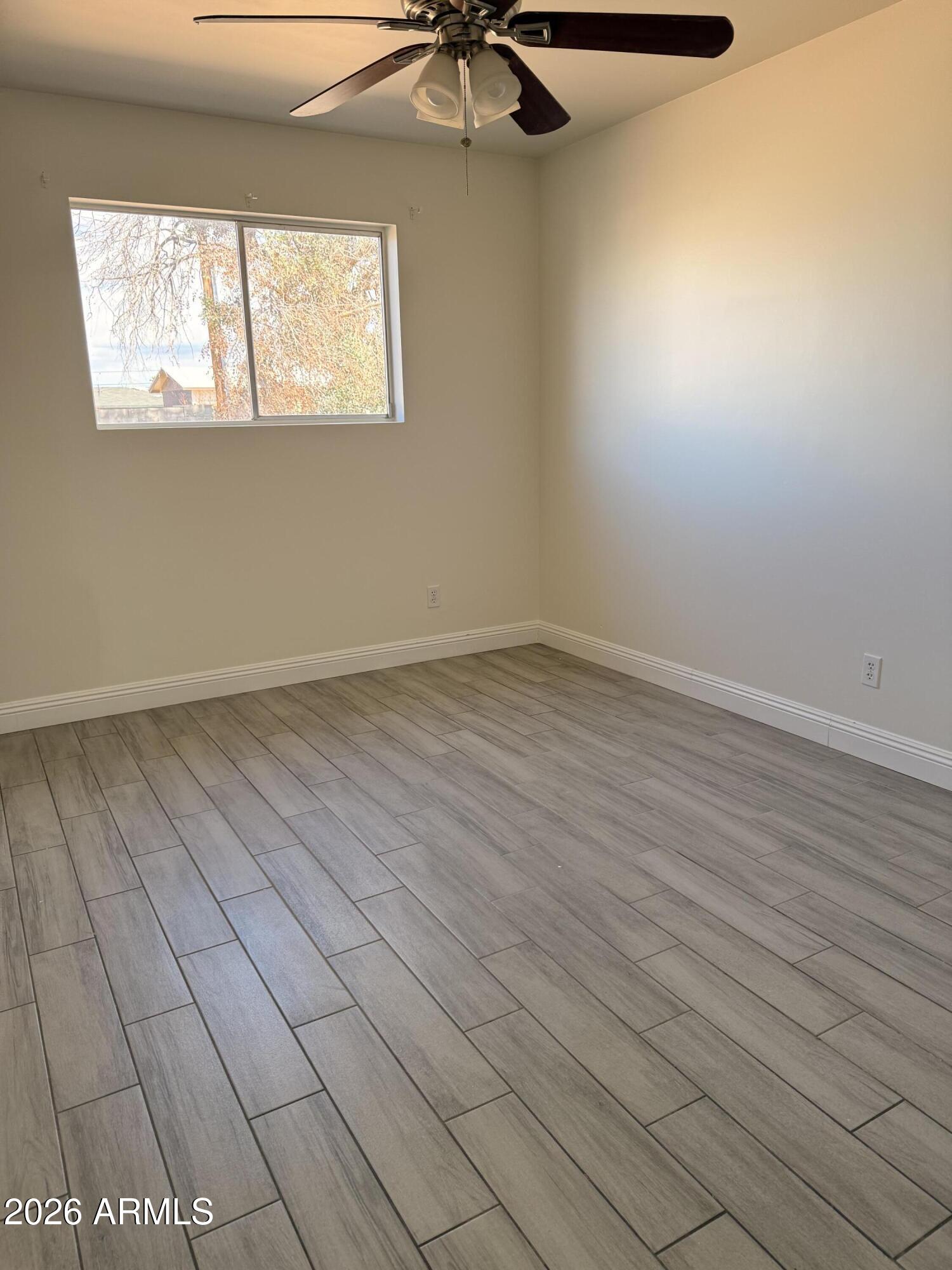 HO-HO-KAM ESTATES UNIT TWO - Residential