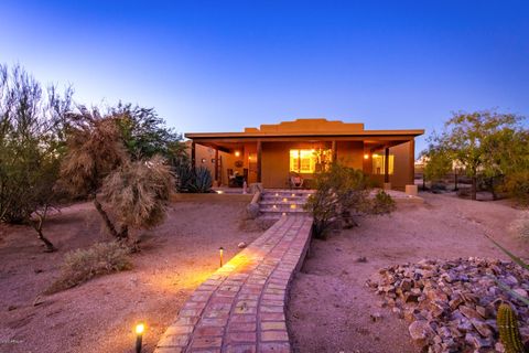 A home in Cave Creek