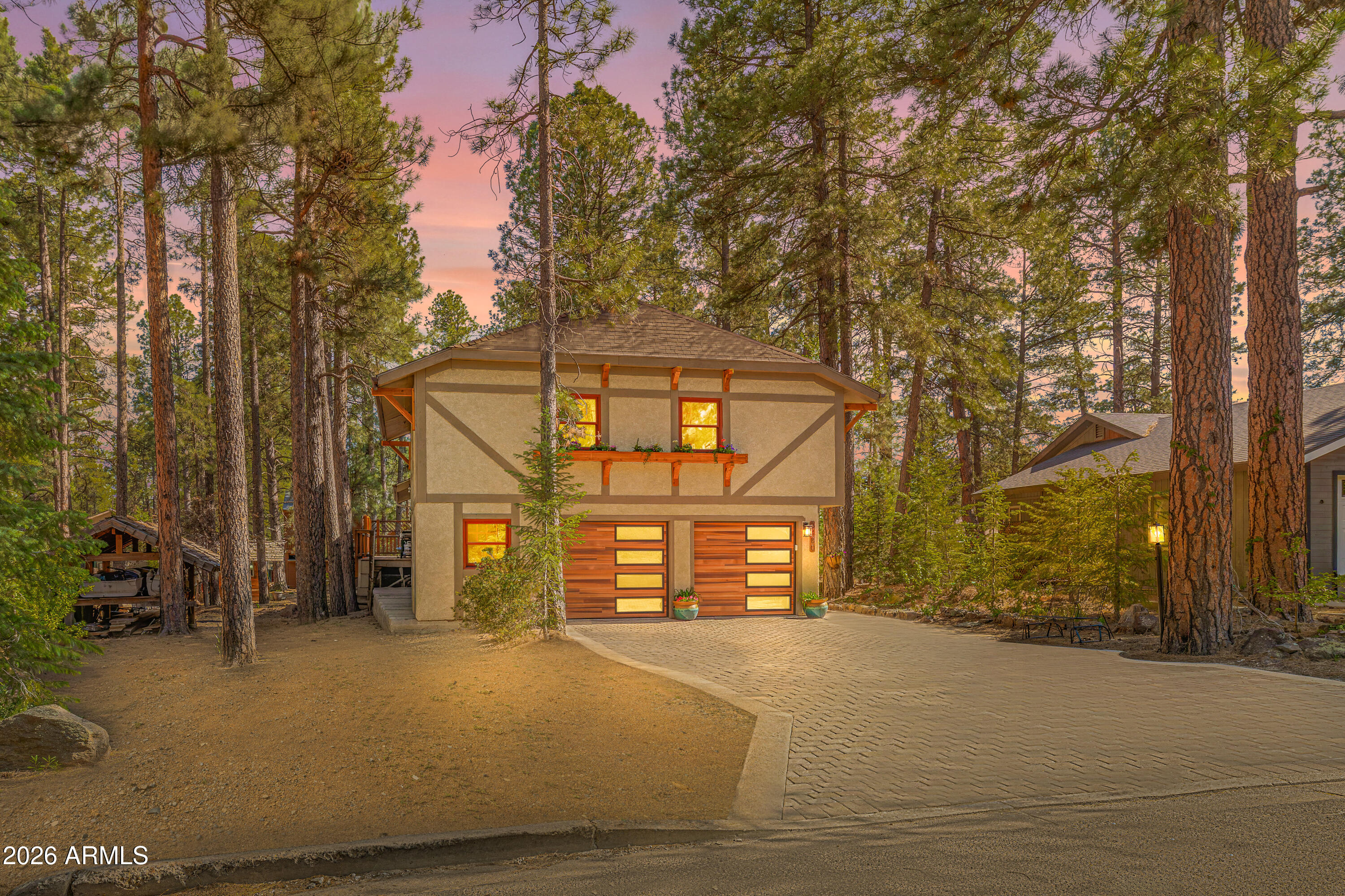 UNIVERSITY HEIGHTS - Residential