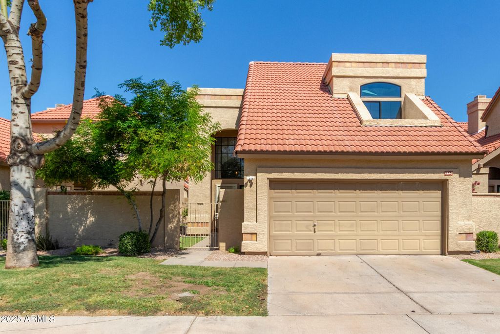 Photo of 4662 W Dublin Street, Chandler, AZ 85226 (MLS # 6924376)